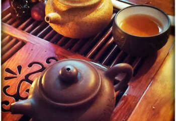 Красный чай с земли Дянь — Дянь Хун